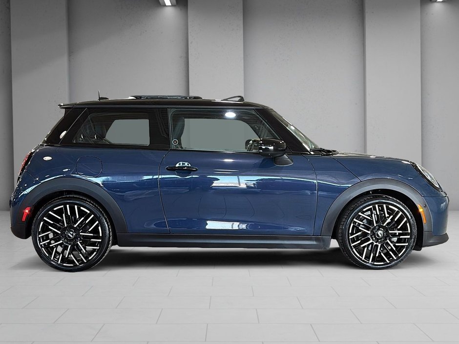 2025 MINI 3 Door Cooper S PREMIER+FAVORED STYLE TOIT HARMON KARDON-11
