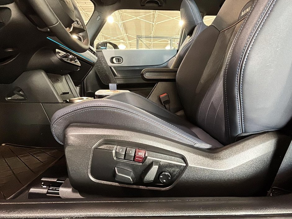 2025 MINI 3 Door Cooper S PREMIER+FAVORED STYLE TOIT HARMON KARDON-16