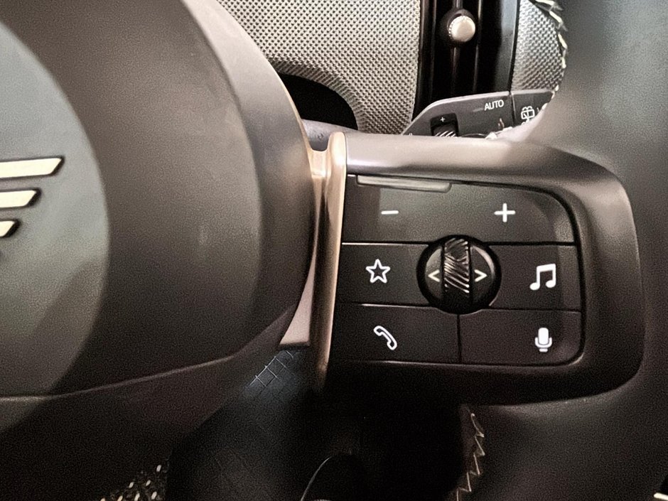 2025 MINI 3 Door Cooper S PREMIER+FAVORED STYLE TOIT HARMON KARDON-29