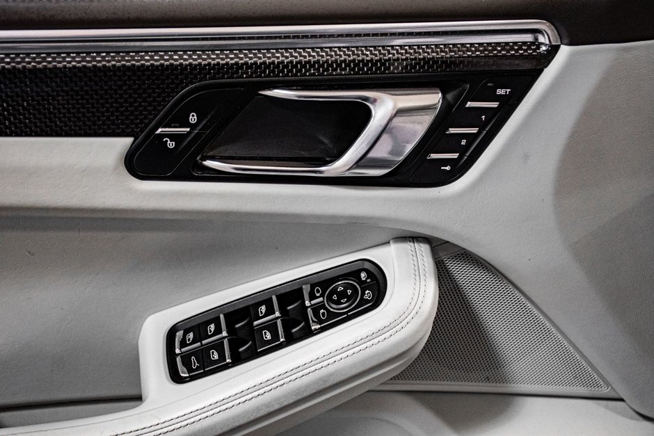 Porsche Macan TURBO AWD V6 400HP CUIR CAMERA NAV TOIT PANO 2015-21
