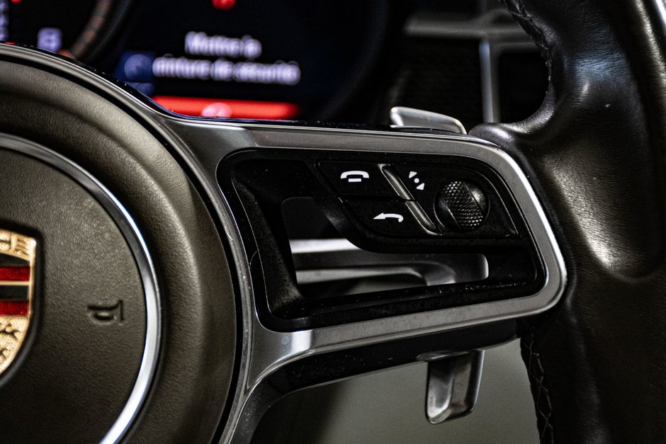 Porsche Macan TURBO AWD V6 400HP CUIR CAMERA NAV TOIT PANO 2015-33