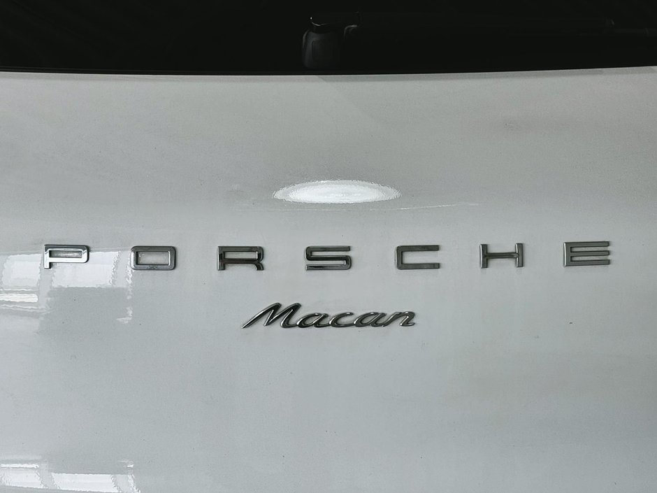 Porsche Macan TOIT CUIR GPS SIEGES CHAUFFANTS CAM GPS 2017-36