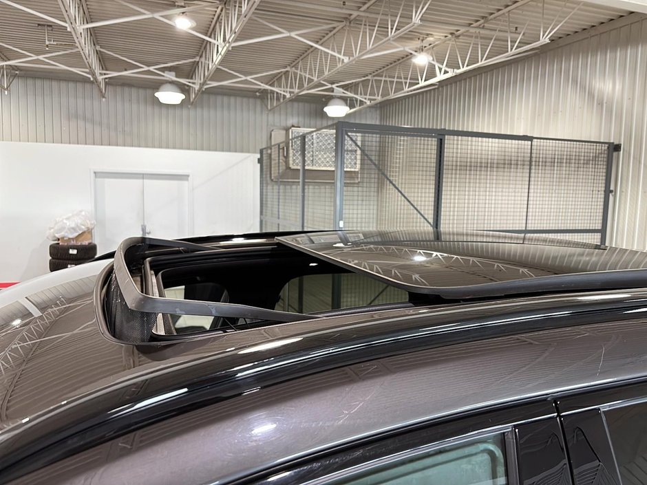 Volvo XC60 R-Design Harman Kardon Toit GPS Sieges Chauffants 2022-8