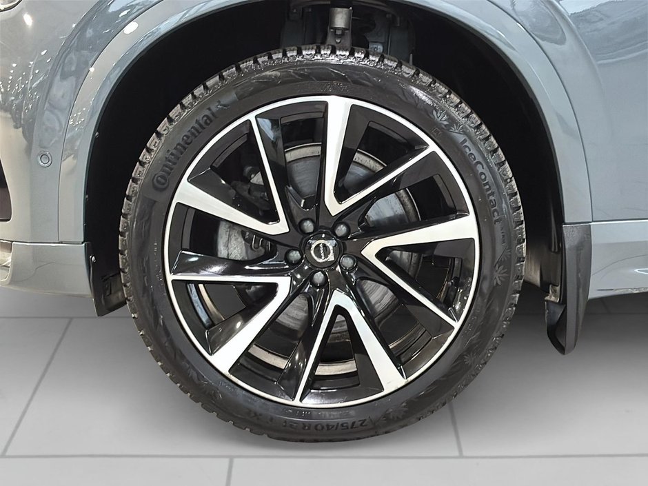 Volvo XC90 Plus Dark Theme B6 AWD 7 PASSAGERS TOIT GPS CUIR 2023-4