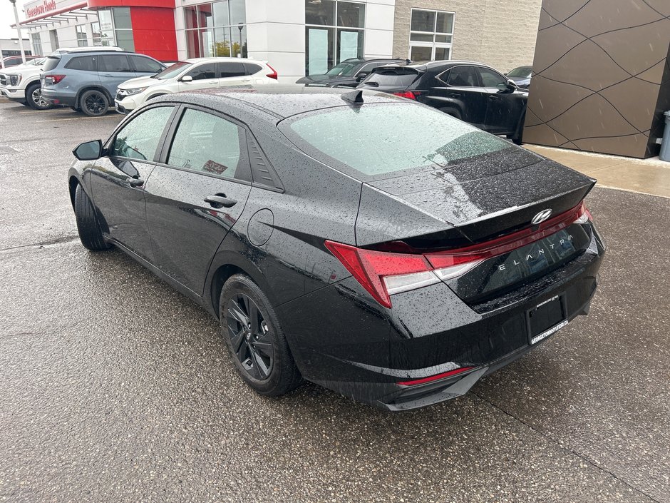 2023 Hyundai Elantra Preferred-6