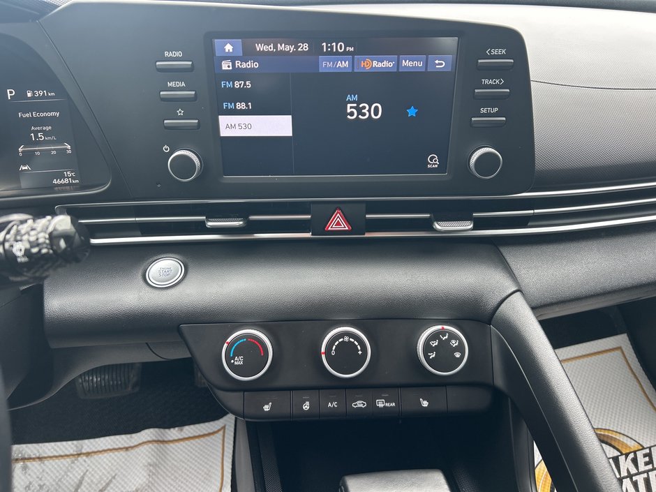 2023 Hyundai Elantra Preferred-13