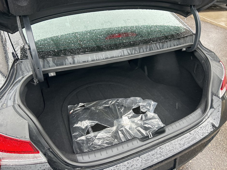 2023 Hyundai Elantra Preferred-7