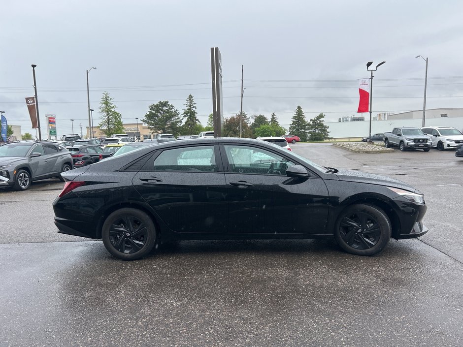 2023 Hyundai Elantra Preferred-3