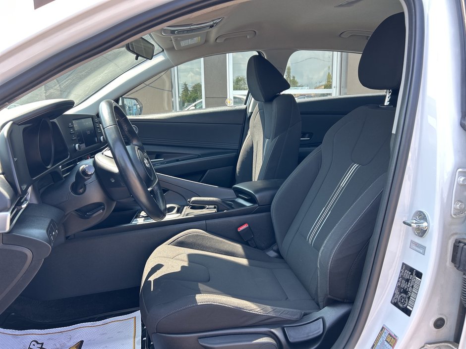 2023 Hyundai Elantra Preferred-14