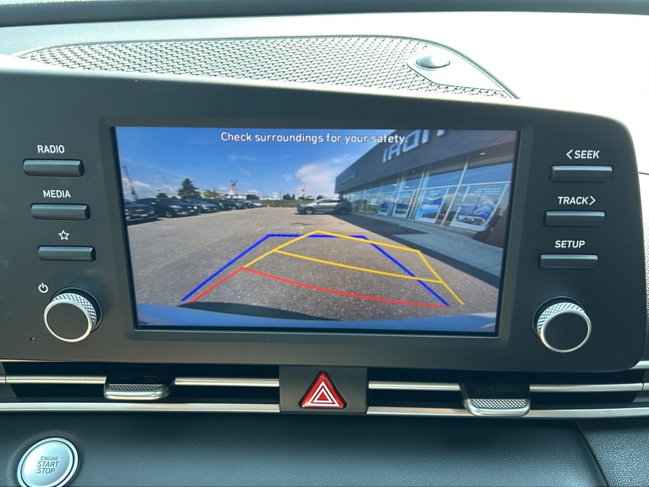 2023 Hyundai Elantra Preferred-13