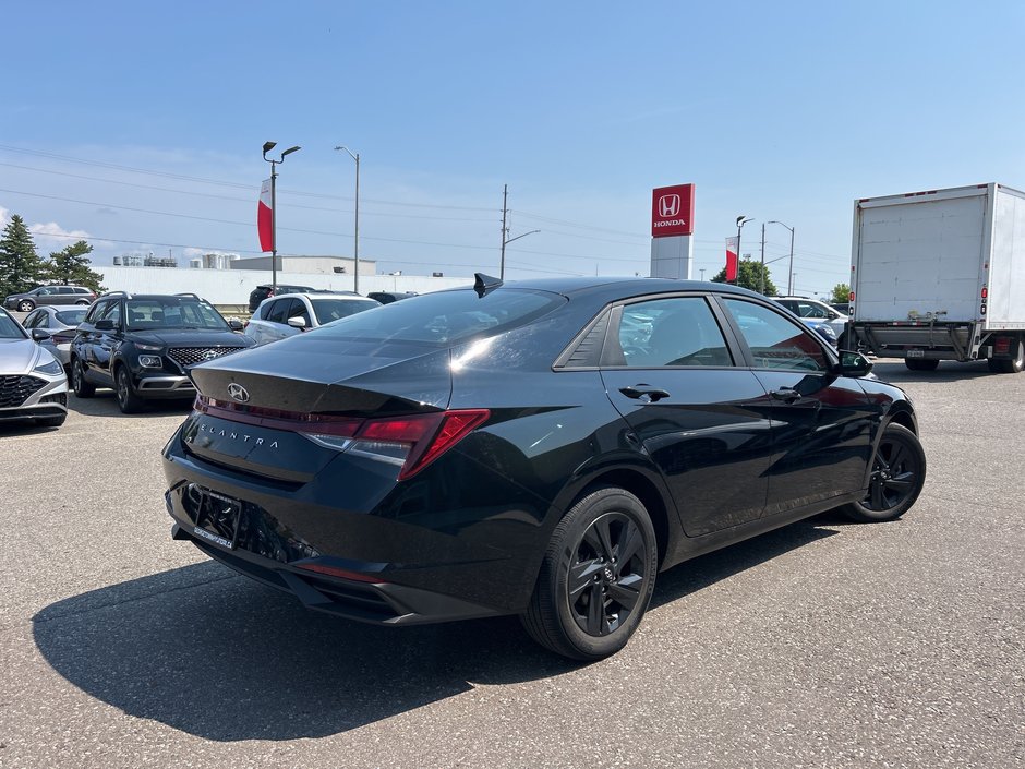 2023 Hyundai Elantra Preferred-4