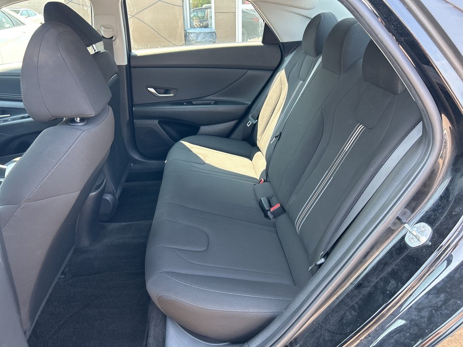 2023 Hyundai Elantra Preferred-14