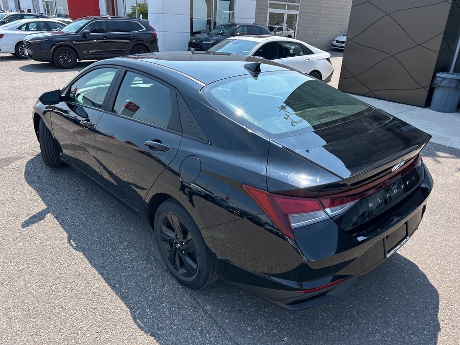 2023 Hyundai Elantra Preferred-7
