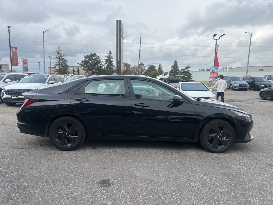 2023 Hyundai Elantra Preferred-3