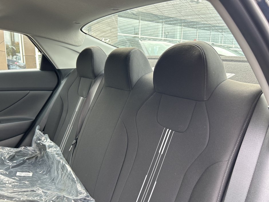 2023 Hyundai Elantra Preferred-14