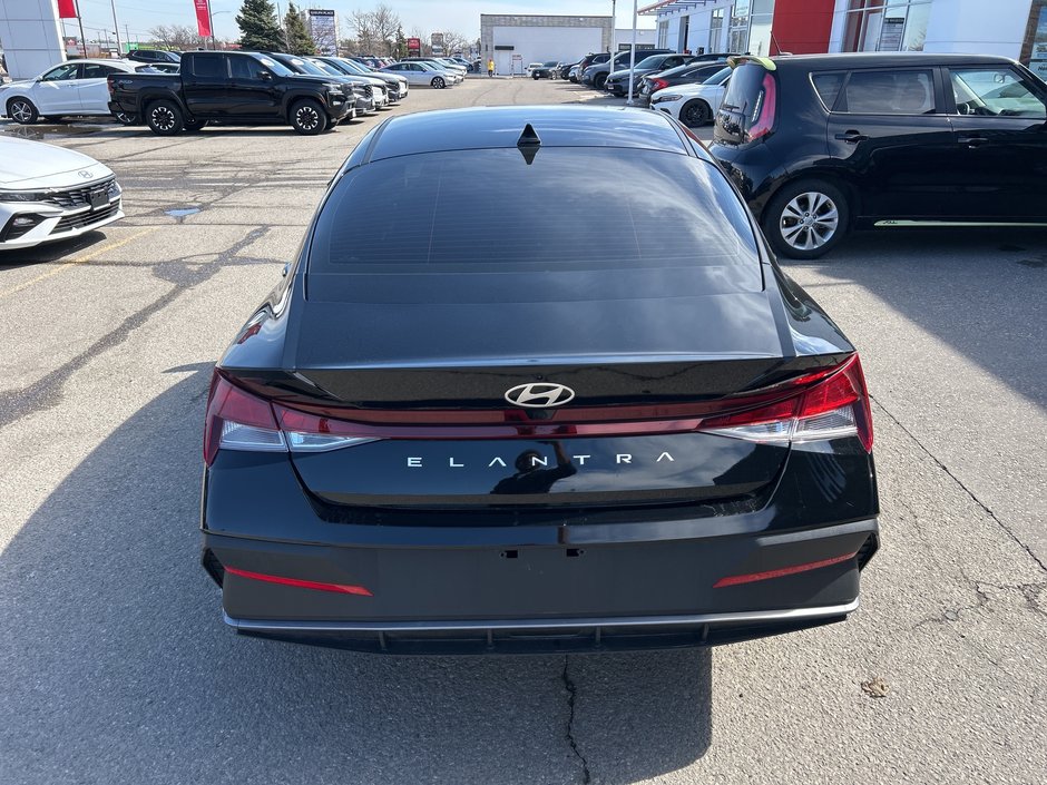 2024 Hyundai Elantra Preferred-5