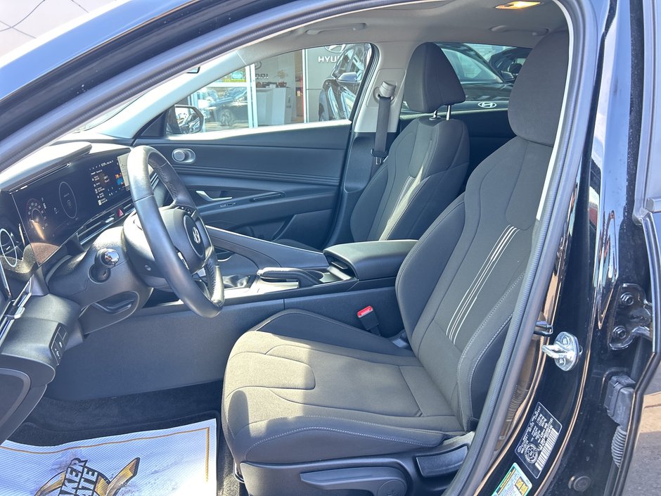 2024 Hyundai Elantra Preferred-10