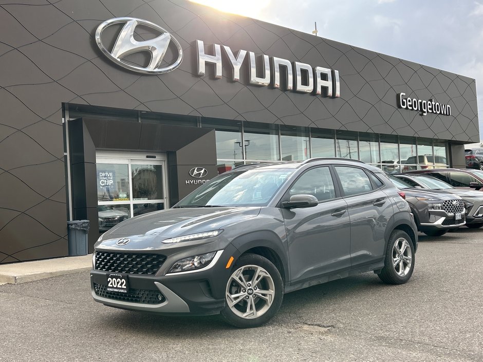 2022 Hyundai Kona Preferred FWD,Blidspot,Carplay,Alloys,Heated Seats-0