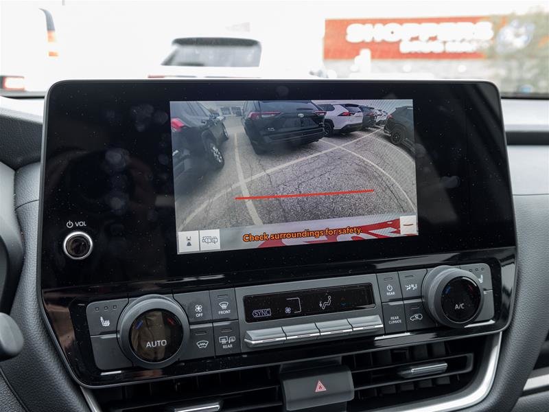 2024 Toyota Grand Highlander XLE AWD Wireless Phone Charging | Navi | Heated Steering | Leather | XLE | AWD-13