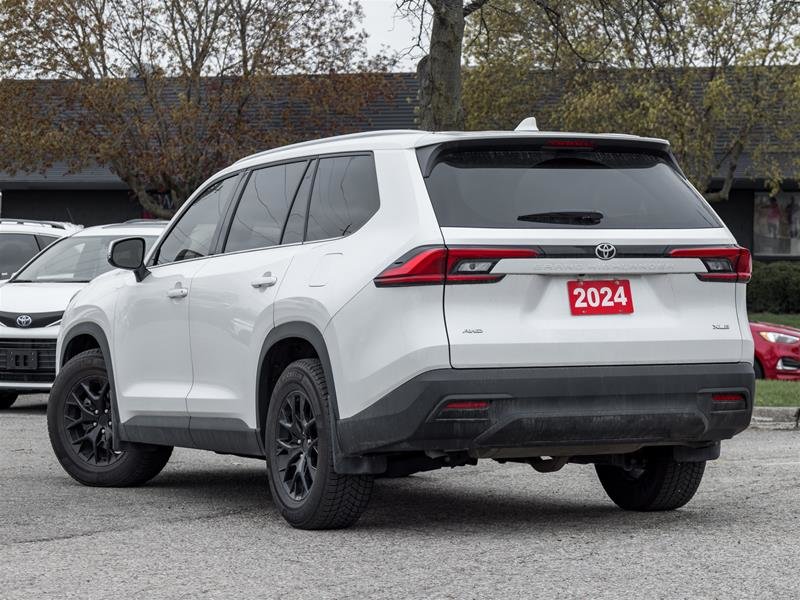 2024 Toyota Grand Highlander XLE AWD Wireless Phone Charging | Navi | Heated Steering | Leather | XLE | AWD-4