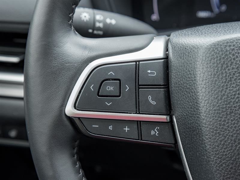 2024 Toyota Grand Highlander XLE AWD Wireless Phone Charging | Navi | Heated Steering | Leather | XLE | AWD-9