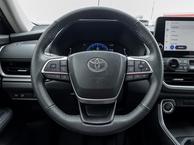 2024 Toyota Grand Highlander XLE AWD Wireless Phone Charging | Navi | Heated Steering | Leather | XLE | AWD-8
