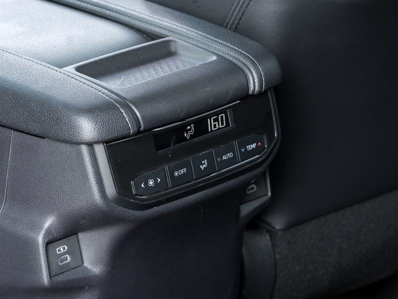 2024 Toyota Grand Highlander XLE AWD Heated Steering | SoftTex | Wireless Phone Charging |  XLE | AWD-24