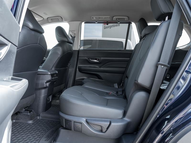2024 Toyota Grand Highlander XLE AWD Heated Steering | SoftTex | Wireless Phone Charging |  XLE | AWD-23