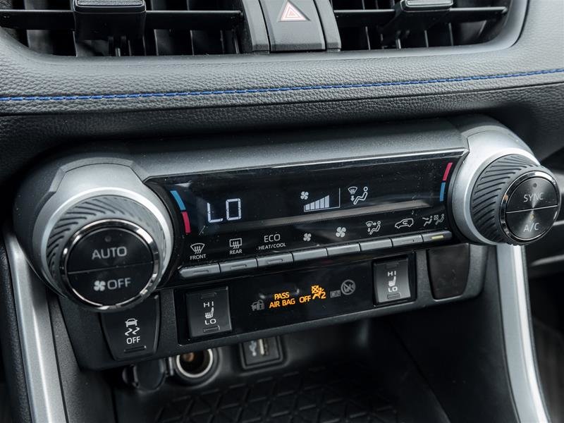 2023 Toyota RAV4 Hybrid SE AWD Sunroof | Heated Seats | Bluetooth | AWD-15