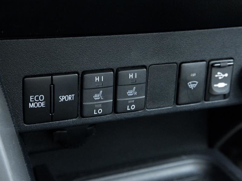 2017 Toyota RAV4 AWD Limited Sunroof | Navi | Heated Steering | Leather | Limited | AWD | LOW KM-18