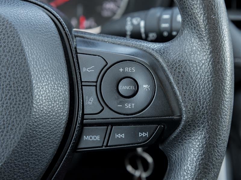 2020 Toyota RAV4 FWD LE Backup Cam | Heated Seats | Forward Collision Warning | LE-10