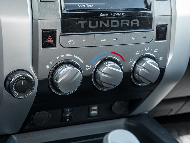 2017 Toyota Tundra 4x4 CrewMax SR5 Plus 5.7 6A Running Boards | Tonneau Cover | 4x4 | Low KM!-20