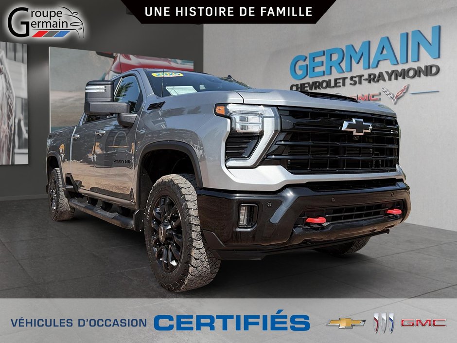 2025 Chevrolet Silverado 2500 in St-Raymond, Quebec - w940px