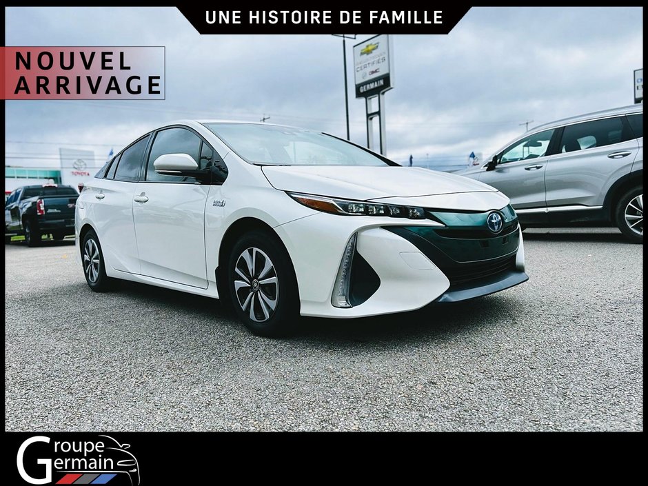 2017 Toyota PRIUS PRIME in St-Raymond, Quebec - w940px