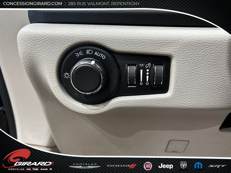 Chrysler Grand Caravan SXT, Portes électriques, Ensemble temps froid 2023-19