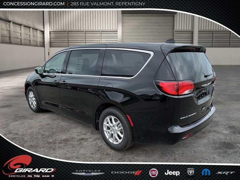 Chrysler Grand Caravan SXT 2024-6