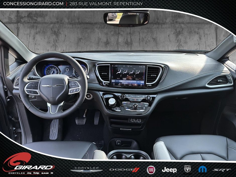 Chrysler Grand Caravan SXT 2026-10