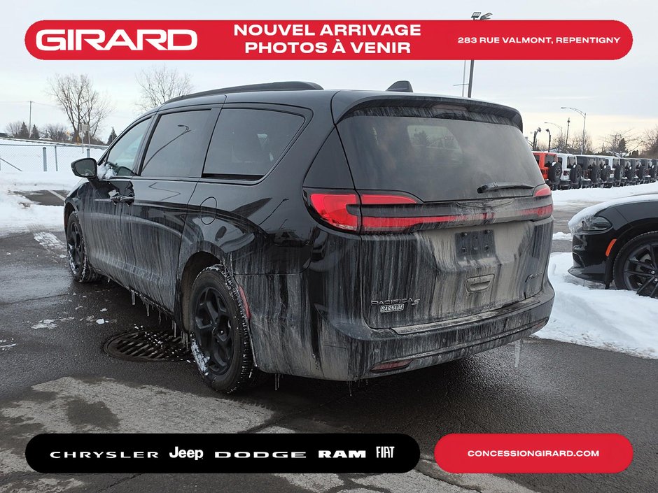 Chrysler Pacifica Hybrid Touring L 2023 PLAN OR 5/120, 1 PROPRIO, BAS KILO
