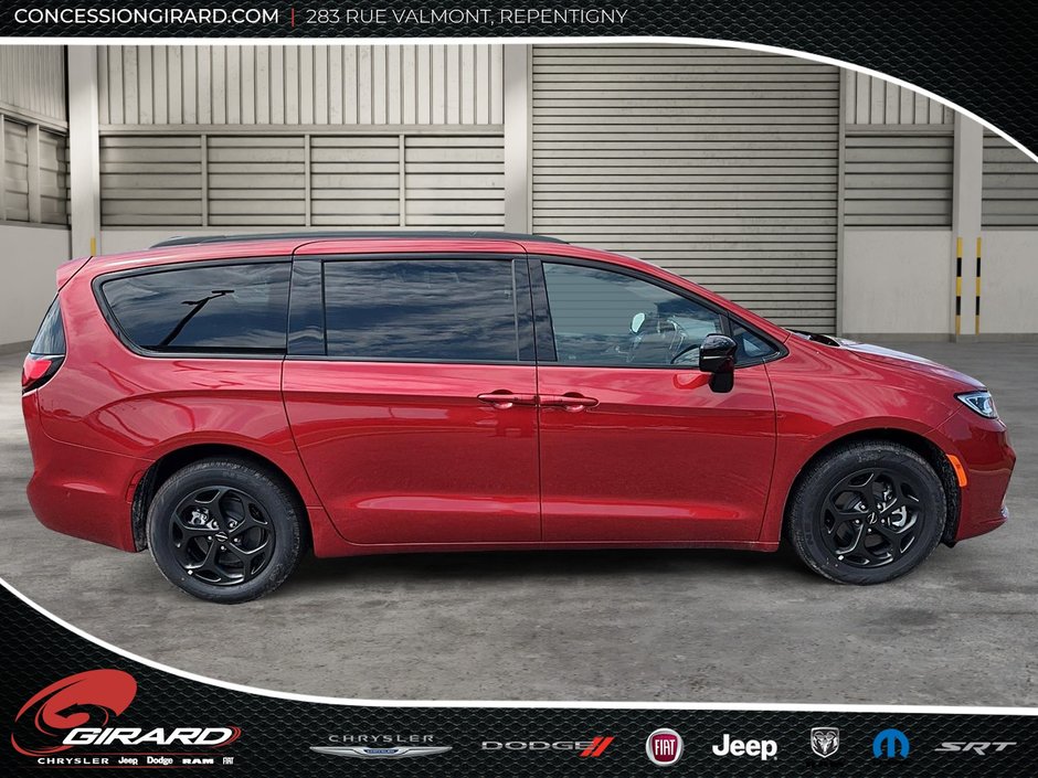 Chrysler Pacifica Hybrid PREMIUM S APPEARANCE 2024-3