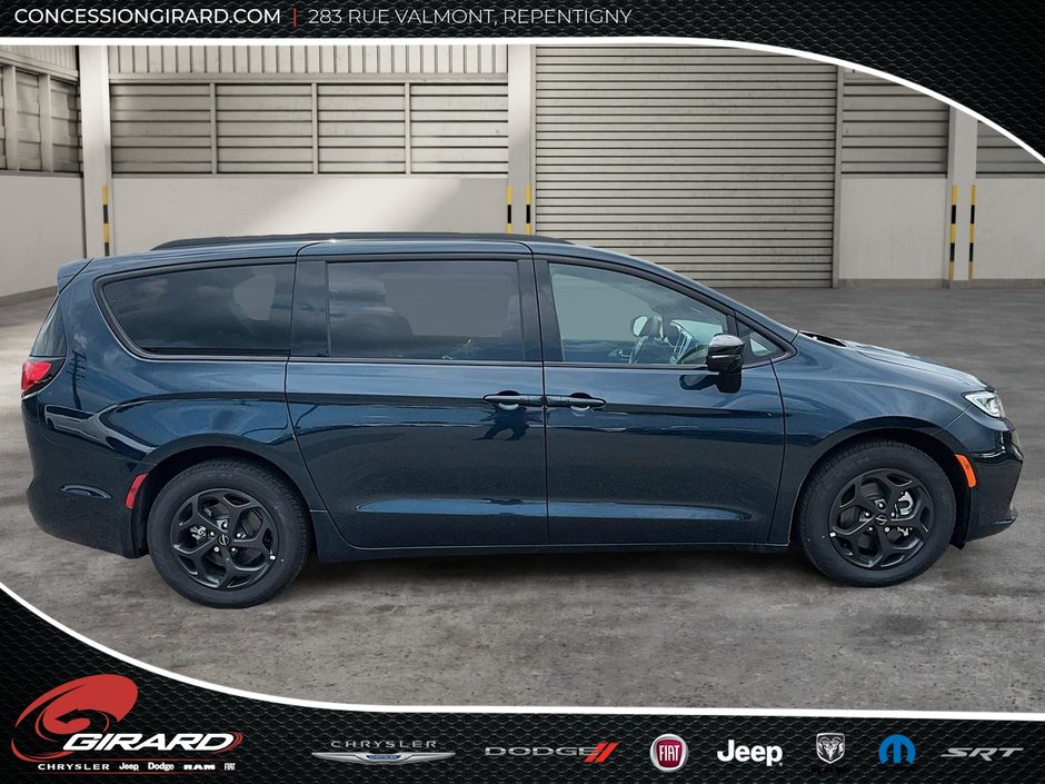 Chrysler Pacifica Hybrid PREMIUM S APPEARANCE 2024-3