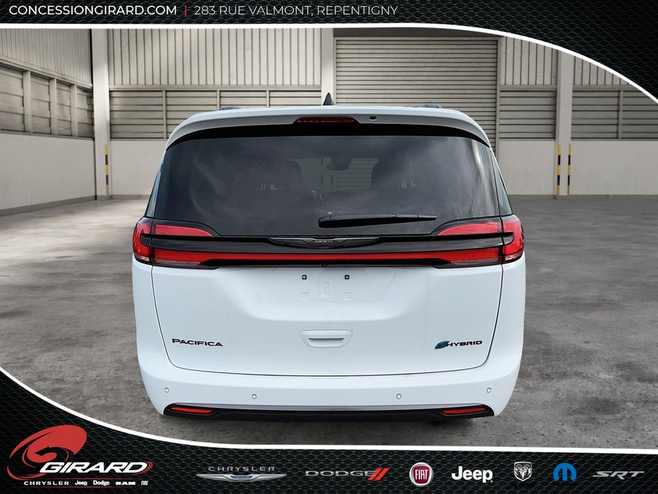 Chrysler Pacifica Hybrid ROAD TRIPPER 2024-5