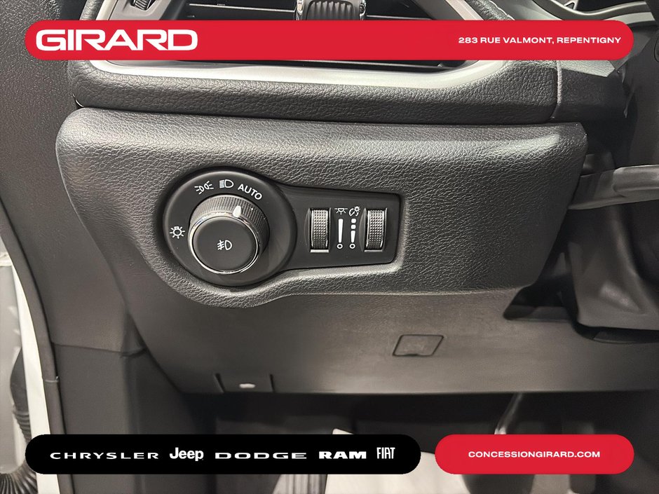 Chrysler Pacifica Touring 2023 STOW N GO, PORTES & HAYON ELECTRIQUES, SIEGES CHAUFFANTS+DEMARREUR