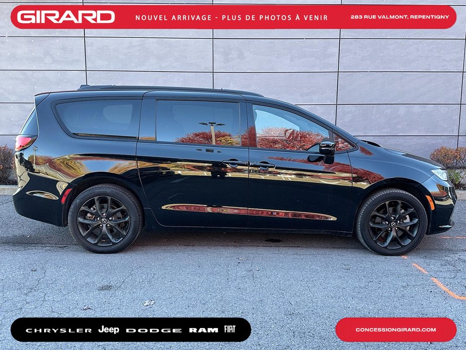 Chrysler Pacifica Limited 2026