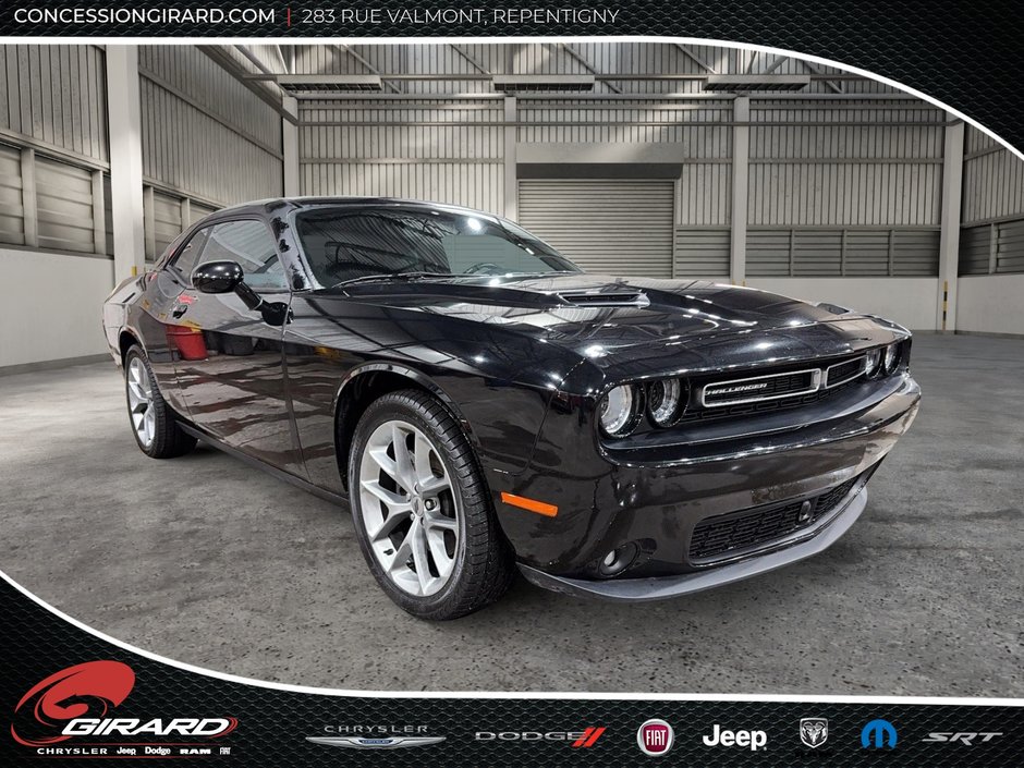 2020 Dodge Challenger SXT PLUS-2