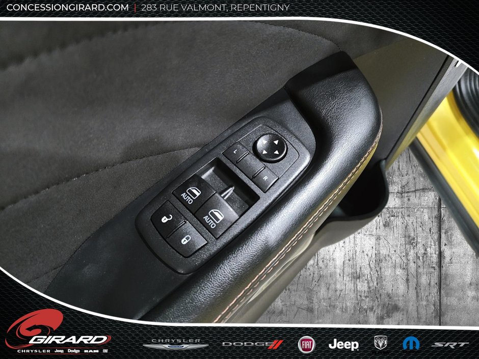 Dodge Challenger R/T 50th 2020-14