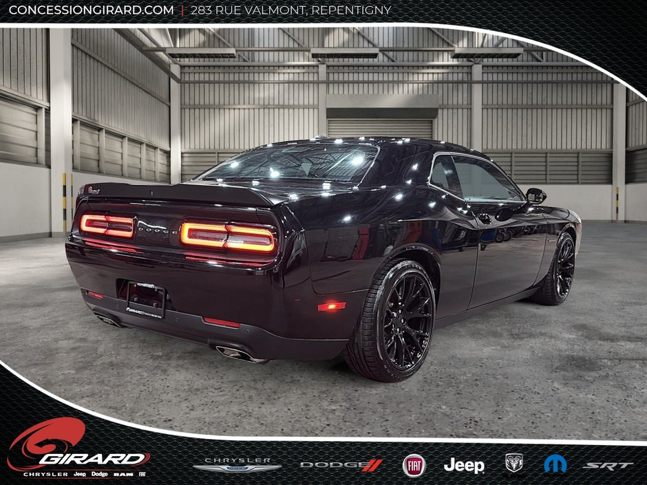 Dodge Challenger R/T 2022-5