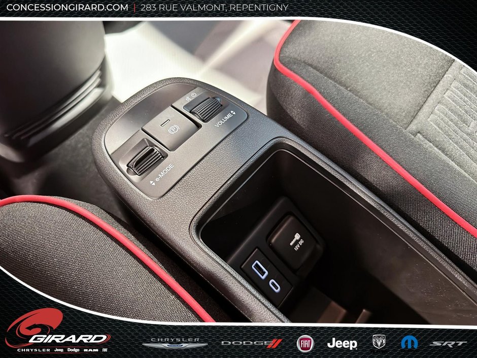 2024 Fiat 500e RED-15