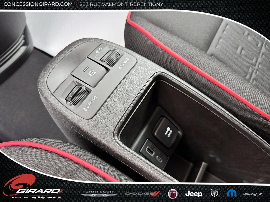 2024 Fiat 500e RED-15