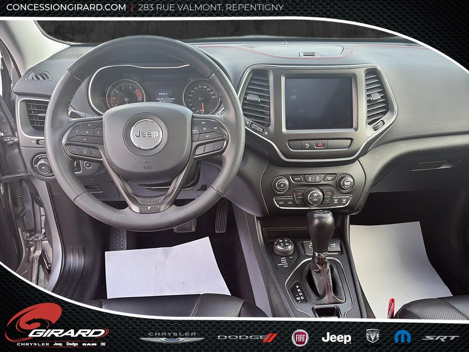 2022 Jeep Cherokee Trailhawk Elite-12