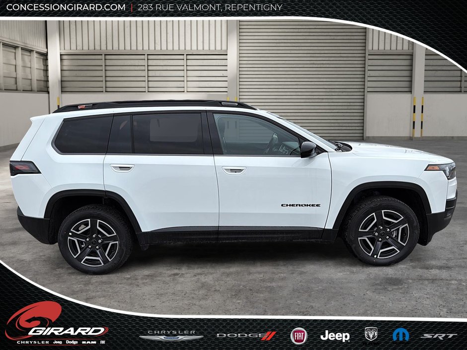 Jeep Cherokee LAREDO 2026-4